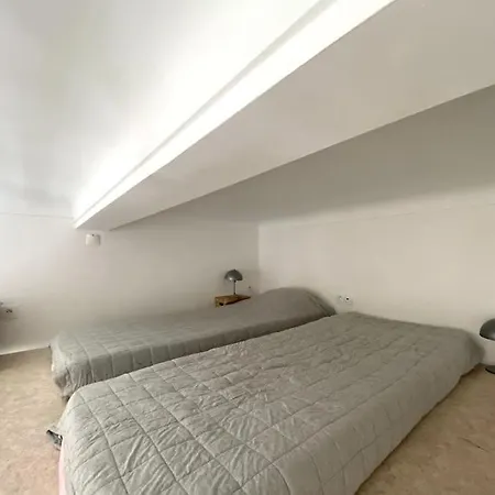 Apartament Moderne, Terrasse Et Climatise, Proche Plage, Spacieux *