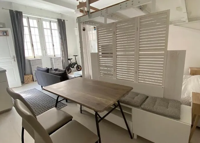 Moderne, Terrasse Et Climatise, Proche Plage, Spacieux * Antibes