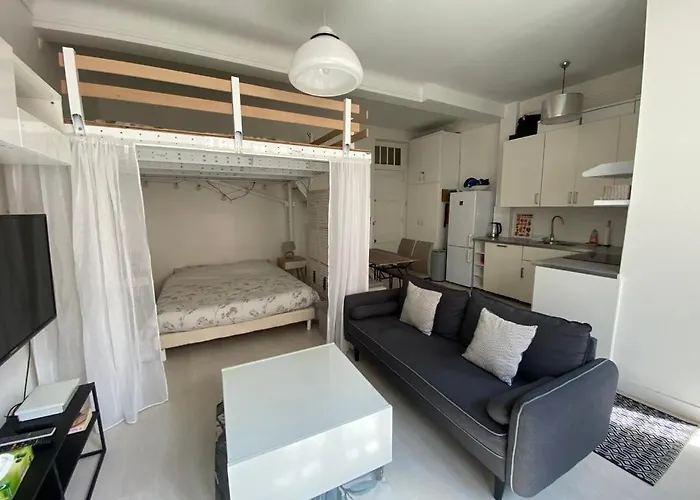 Daire Moderne, Terrasse Et Climatise, Proche Plage, Spacieux *